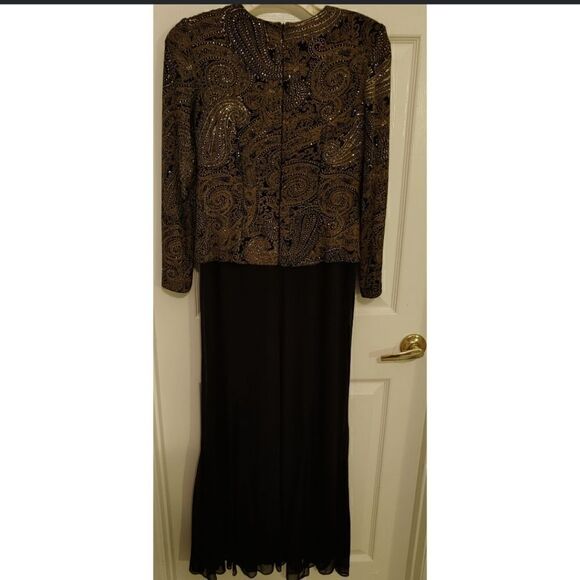 Women's Maxi Gown by Alex Evenings Size 6P EUC - Picture 9 of 10